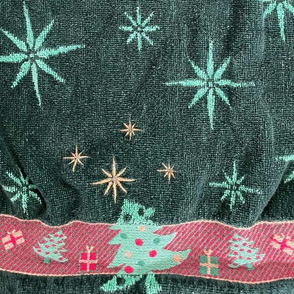 10-Piece Green Christmas Towel Set - Picture 7 of 13